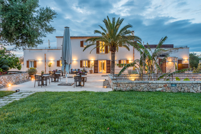 Little Hotelier Bed & Breakfast